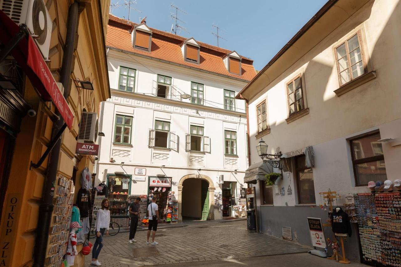 Cool Centre Zagreb Deluxe Exterior photo